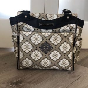 Petunia PB City Carryall